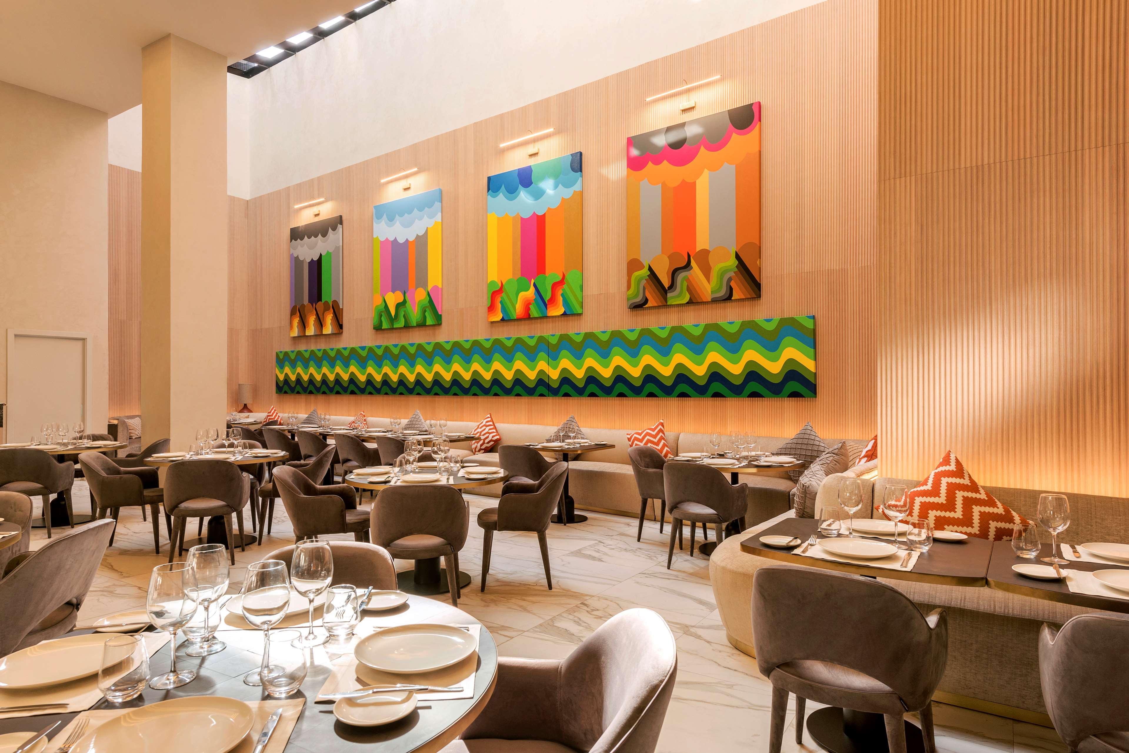Radisson Blu Hotel Casablanca City Center Εξωτερικό φωτογραφία The restaurant